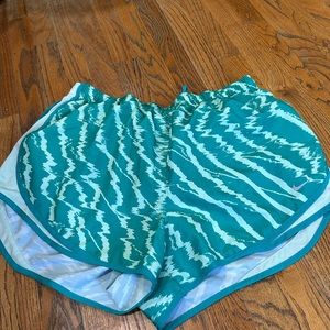 Nike Athletic Shorts (size 1x) *brand new, without tags*